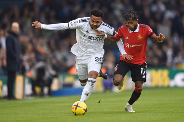 Thắng Leeds 2-0, MU bám sát Arsenal trên tốp đầu ảnh 6
