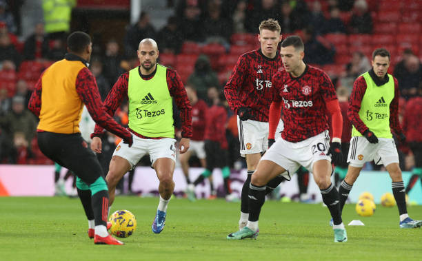 Hàng thủ ngủ mơ, MU nhận trái đắng ngay tại Old Trafford ảnh 8