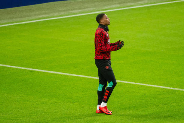 Hàng thủ ngủ mơ, MU nhận trái đắng ngay tại Old Trafford ảnh 11