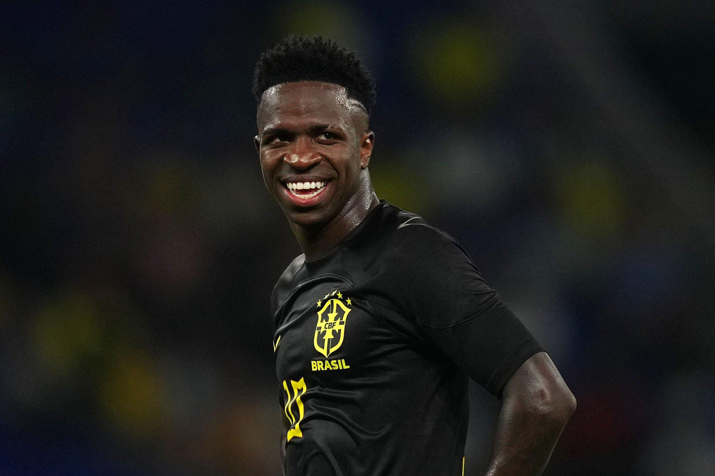 Brazil xuất phát với trang phục toàn đen Brazil xuất phát với trang phục toàn đen