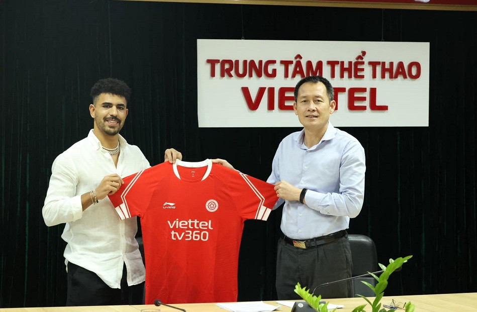 Essam được kỳ vọng sẽ cải thiện hàng công của Viettel Essam được kỳ vọng sẽ cải thiện hàng công của Viettel