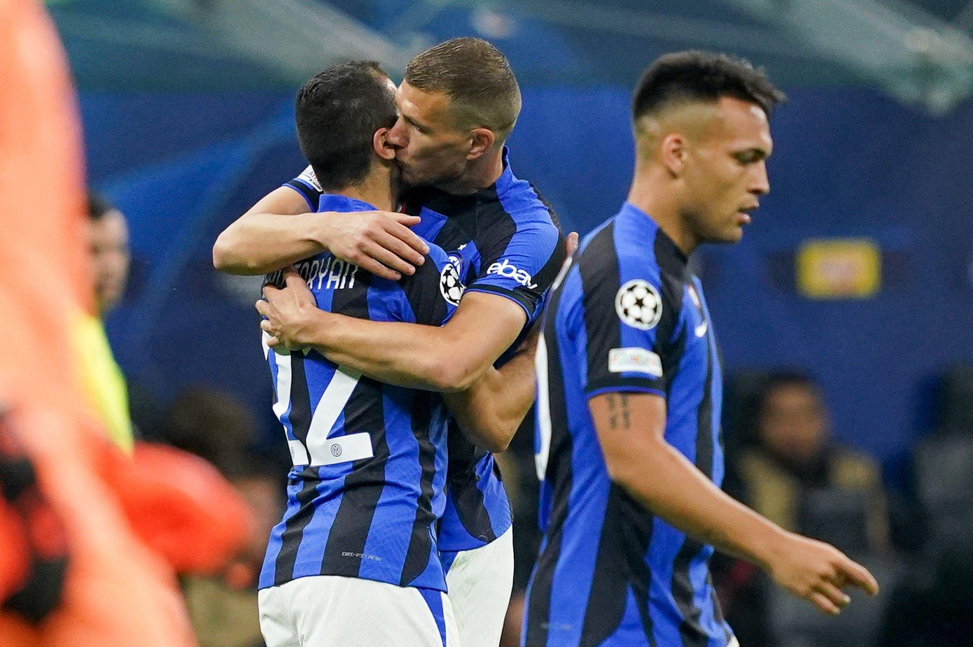 Dzeko và Mkhitaryan ghi bàn từ các cơ hội nhỏ nhất của Inter Dzeko và Mkhitaryan ghi bàn từ các cơ hội nhỏ nhất của Inter