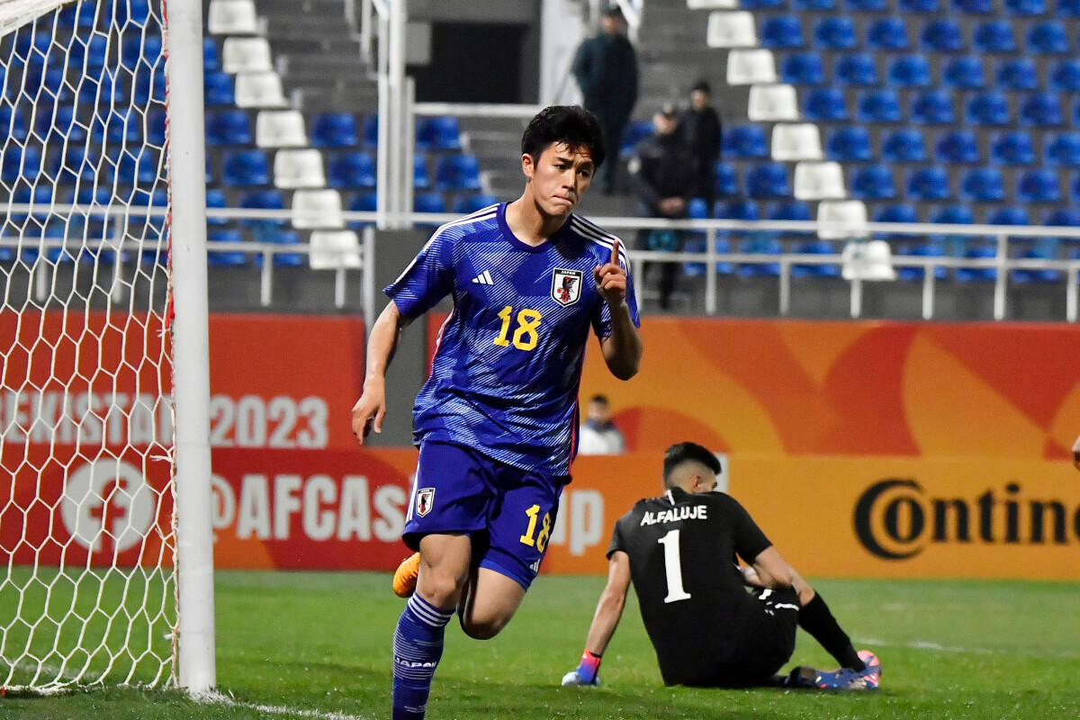 Kumata ăn mừng bàn thắng thứ 2 của U20 Nhật Bản. Ảnh: AFC