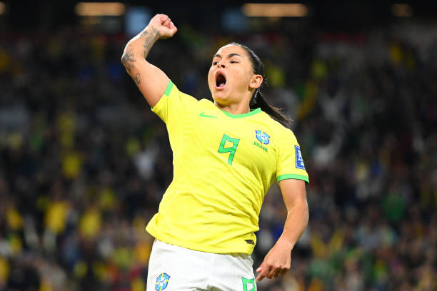 Tuyển nữ Pháp vượt lên đầu bảng sau khi đánh bại Brazil 2-1 ảnh 27