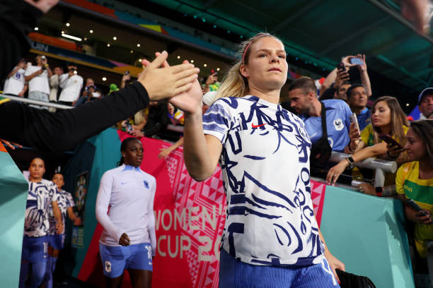 Tuyển nữ Pháp vượt lên đầu bảng sau khi đánh bại Brazil 2-1 ảnh 2