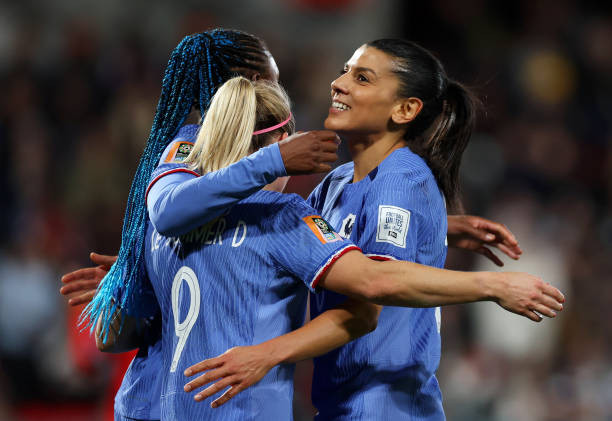 Đại thắng nữ Morocco 4-0, tuyển Pháp vào tứ kết ảnh 25 Đại thắng nữ Morocco 4-0, tuyển Pháp vào tứ kết ảnh 25