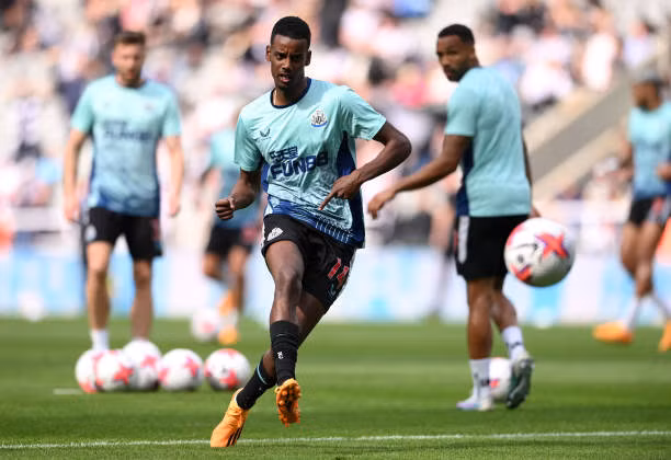 Thắng Newcastle 2-0, Arsenal rút ngắn khoảng cách với Man City ảnh 7 Thắng Newcastle 2-0, Arsenal rút ngắn khoảng cách với Man City ảnh 7