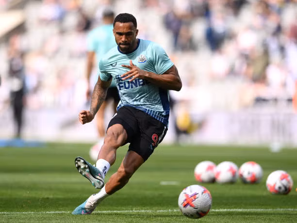 Thắng Newcastle 2-0, Arsenal rút ngắn khoảng cách với Man City ảnh 6 Thắng Newcastle 2-0, Arsenal rút ngắn khoảng cách với Man City ảnh 6
