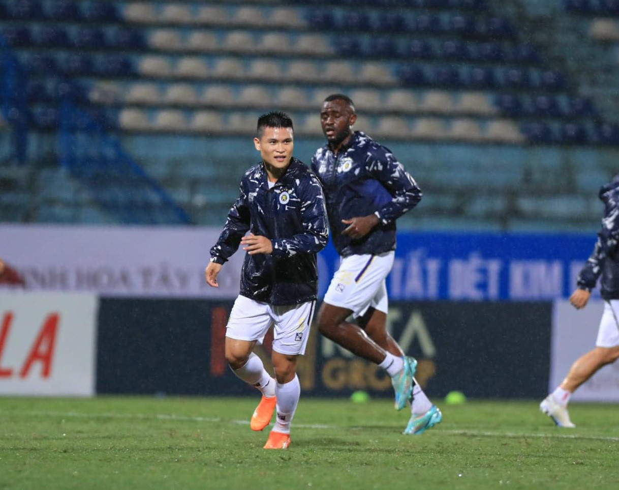 Phạm Tuấn Hải sẽ đá chính ở hàng tiền đạo