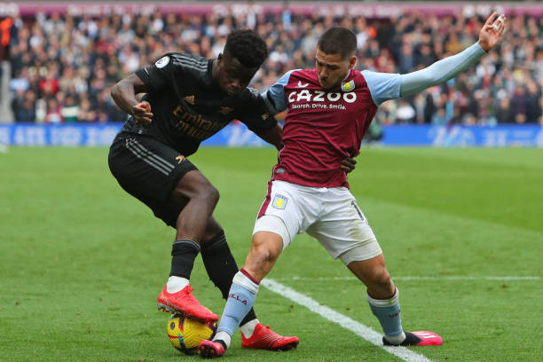 Arsenal ngược dòng đầy cảm xúc trong cuộc đua bàn thắng ở Villa Park ảnh 8 Arsenal ngược dòng đầy cảm xúc trong cuộc đua bàn thắng ở Villa Park ảnh 8