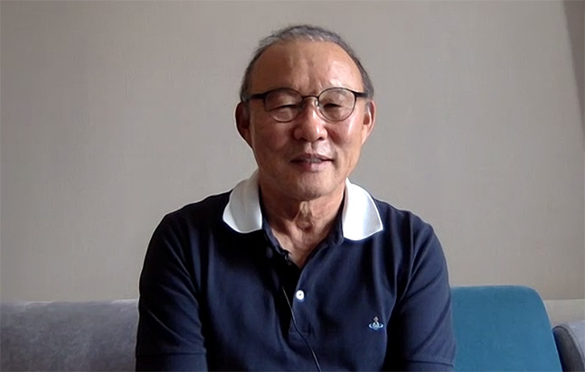 HLV Park Hang-seo trả lời trực tuyến báo Hàn Quốc vào ngày 17/1