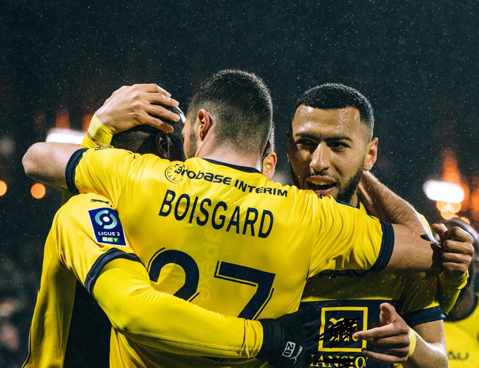 Pau FC thắng Niort nhờ bàn thắng duy nhất của Boisgard