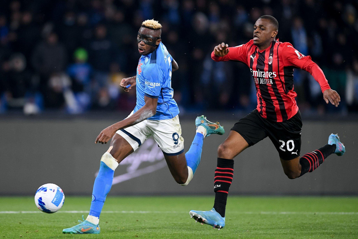 Không có Osimhen nhưng Napoli vẫn mạnh hơn Milan