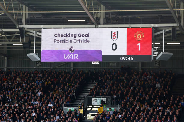 Thắng chật vật Fulham phút cuối, MU tạm dừng cơn khát điểm ảnh 13