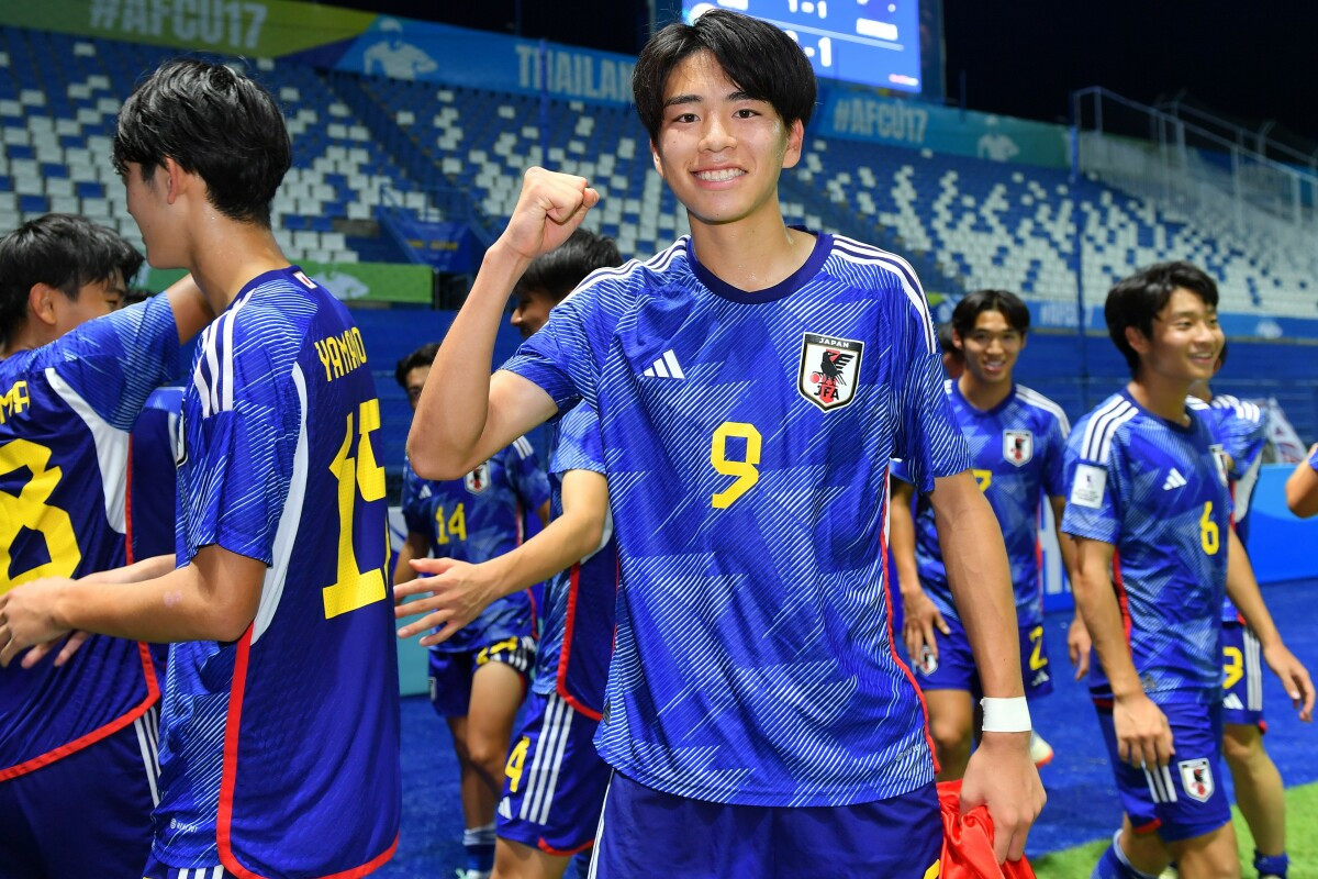 Hàng công U17 Nhật Bản đang chơi bùng nổ Hàng công U17 Nhật Bản đang chơi bùng nổ