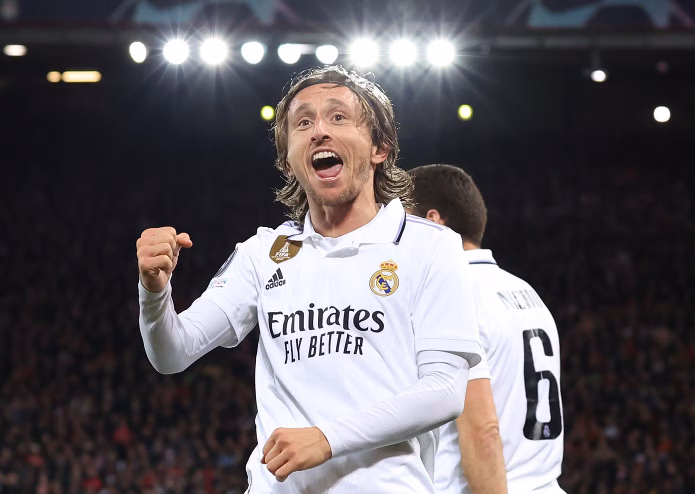 Modric toả sáng rực rỡ trước Liverpool. Modric toả sáng rực rỡ trước Liverpool.