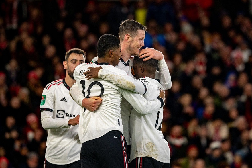 Weghorst ăn mừng bàn thắng đầu tiên trong màu áo MU