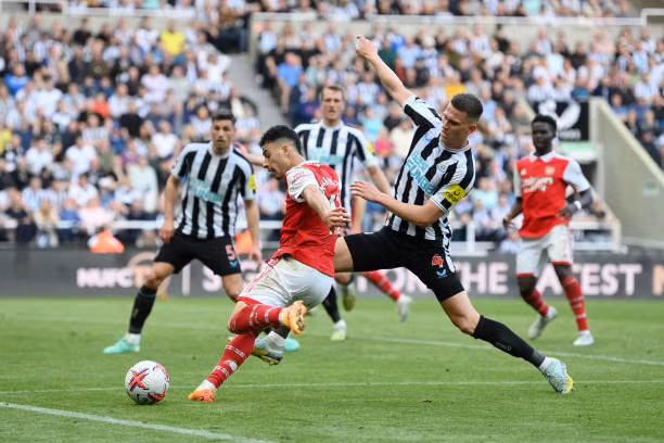 Thắng Newcastle 2-0, Arsenal rút ngắn khoảng cách với Man City ảnh 16 Thắng Newcastle 2-0, Arsenal rút ngắn khoảng cách với Man City ảnh 16