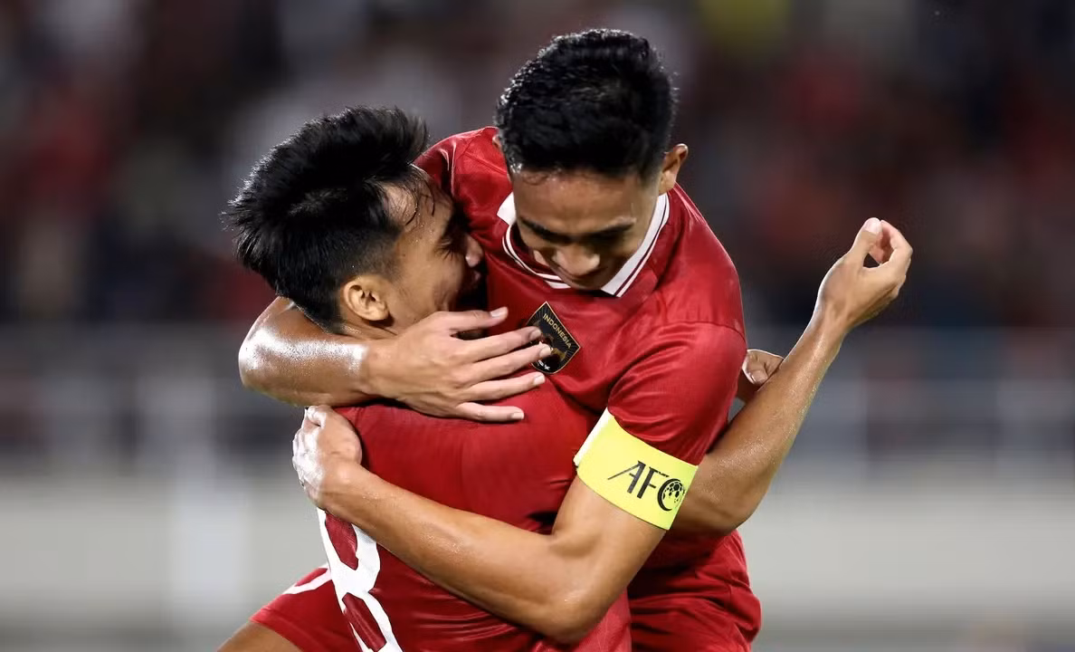 Các cầu thủ Indonesia ăn mừng bàn thắng trước Kyrgyzstan. Ảnh: Bola
