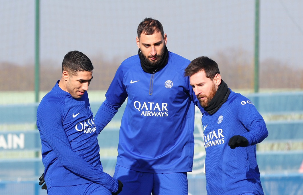 Messi sẵn sàng cho trận đấu với Bayern Munich