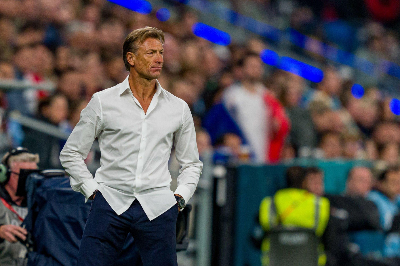HLV Hervé Renard đang chứng tỏ tài cầm quân ở tuyển nữ Pháp HLV Hervé Renard đang chứng tỏ tài cầm quân ở tuyển nữ Pháp