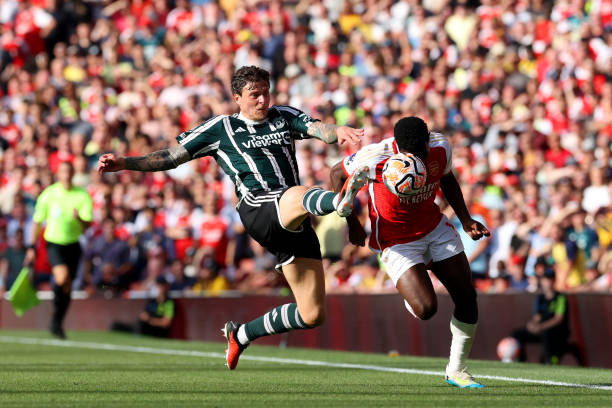 Arsenal đánh bại MU bằng 3 tuyệt phẩm ảnh 17 Arsenal đánh bại MU bằng 3 tuyệt phẩm ảnh 17