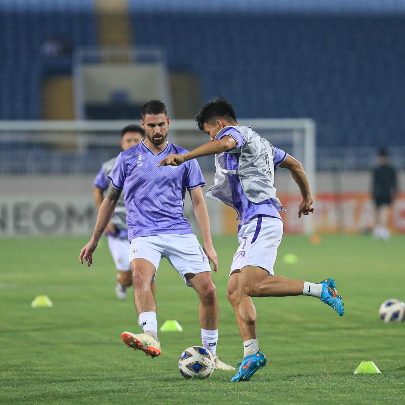 Tuấn Hải lập cú đúp, Hà Nội FC ngược dòng thắng Wuhan Three Towns đầy cảm xúc ảnh 4 Tuấn Hải lập cú đúp, Hà Nội FC ngược dòng thắng Wuhan Three Towns đầy cảm xúc ảnh 4