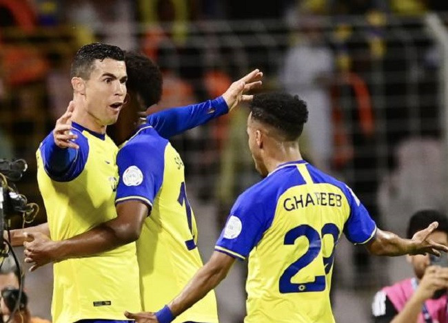 Ronaldo thu hút hàng triệu người hâm mộ xem giải VĐQG Saudi Arabia Ronaldo thu hút hàng triệu người hâm mộ xem giải VĐQG Saudi Arabia