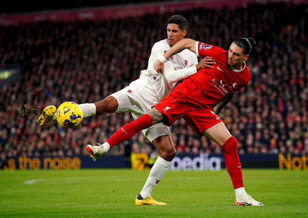 Varane chơi xuất sắc trước Liverpool Varane chơi xuất sắc trước Liverpool