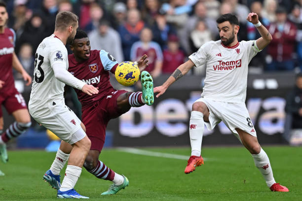 West Ham ‘đàn áp’ MU bằng chiến thắng 2-0 ảnh 10 West Ham ‘đàn áp’ MU bằng chiến thắng 2-0 ảnh 10