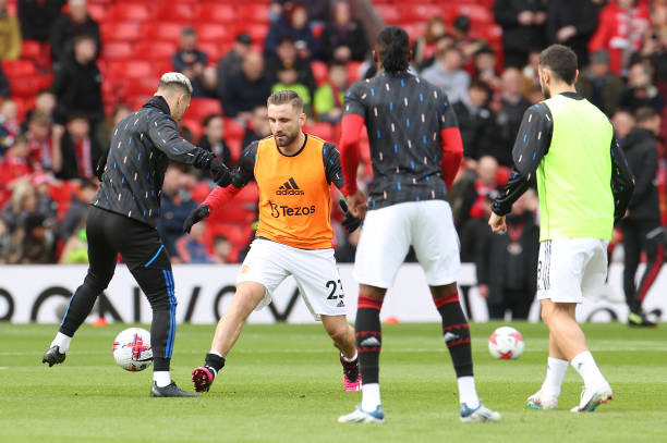 Chơi thiếu người trong 60 phút, MU may mắn thoát thua ảnh 6