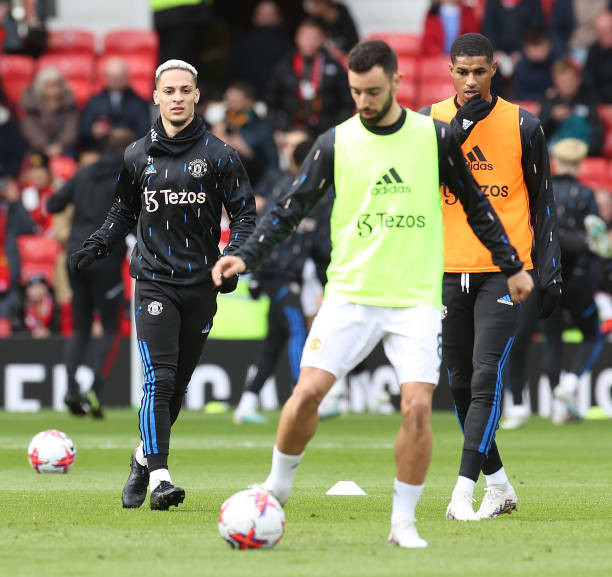 Chơi thiếu người trong 60 phút, MU may mắn thoát thua ảnh 4