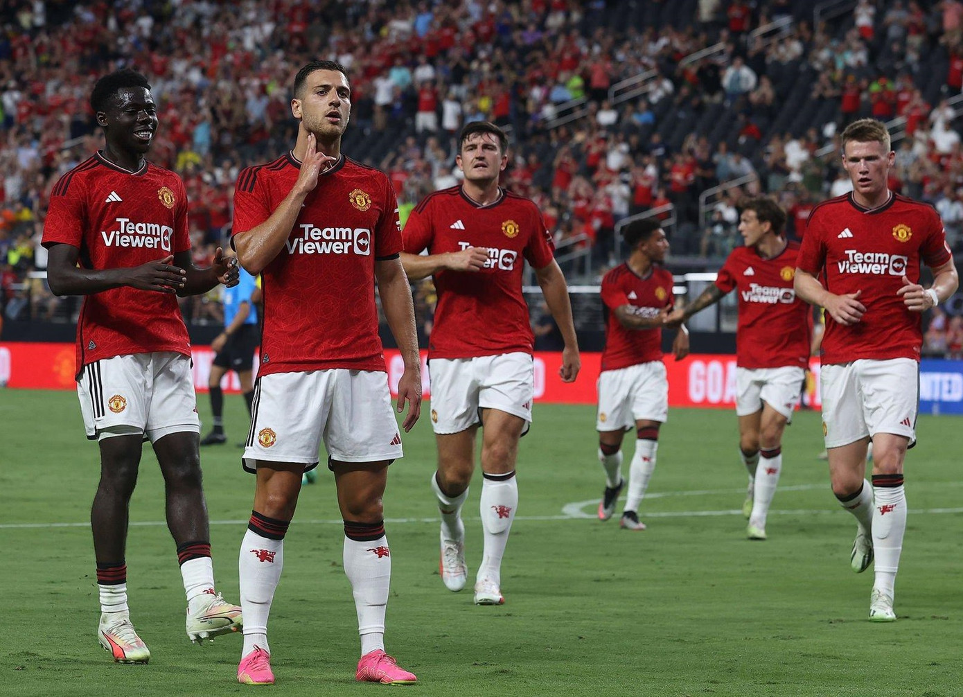 MU không thể giữ lợi thế mà Dalot tạo ra