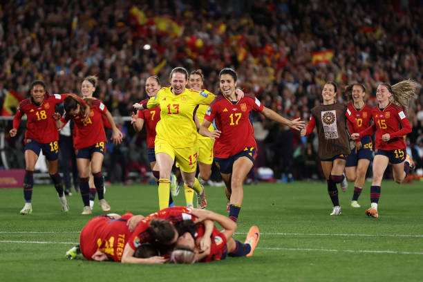 Vượt qua tuyển Anh, tuyển nữ Tây Ban Nha đăng quang ngôi vô địch thế giới ảnh 60