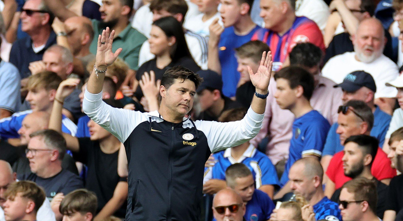 HLV Pochettino thể hiện sự thất vọng trên sân HLV Pochettino thể hiện sự thất vọng trên sân