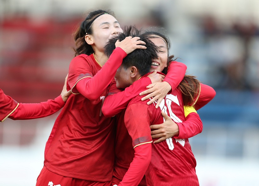 SEA Games 32: Đánh bại ĐT nữ Malaysia 3-0, ĐT nữ Việt Nam có khởi đầu thuận lợi ảnh 15 SEA Games 32: Đánh bại ĐT nữ Malaysia 3-0, ĐT nữ Việt Nam có khởi đầu thuận lợi ảnh 15