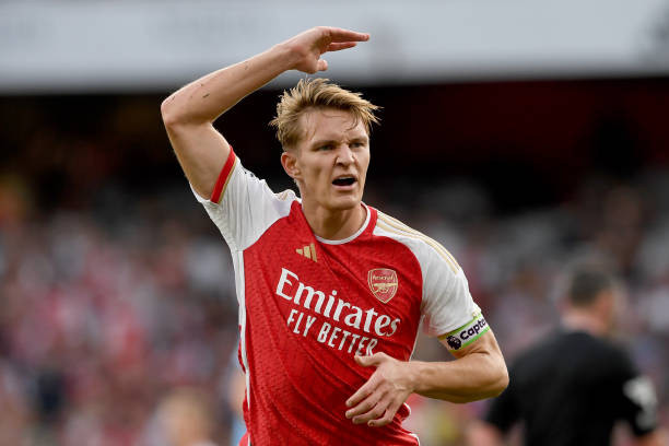 Đánh bại Man City 1-0, Arsenal chấm dứt chuỗi 12 thất bại liên tiếp trước đối thủ ảnh 18 Đánh bại Man City 1-0, Arsenal chấm dứt chuỗi 12 thất bại liên tiếp trước đối thủ ảnh 18