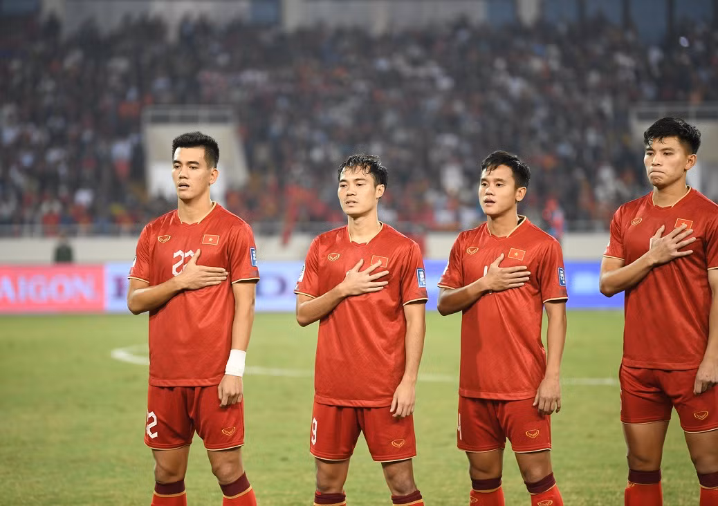 Đội tuyển Việt Nam tiếp tục lao dốc trên bảng xếp hạng FIFA