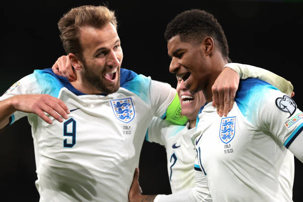 Kane và Rashford tỏa sáng giúp Anh thắng ngược Italia Kane và Rashford tỏa sáng giúp Anh thắng ngược Italia