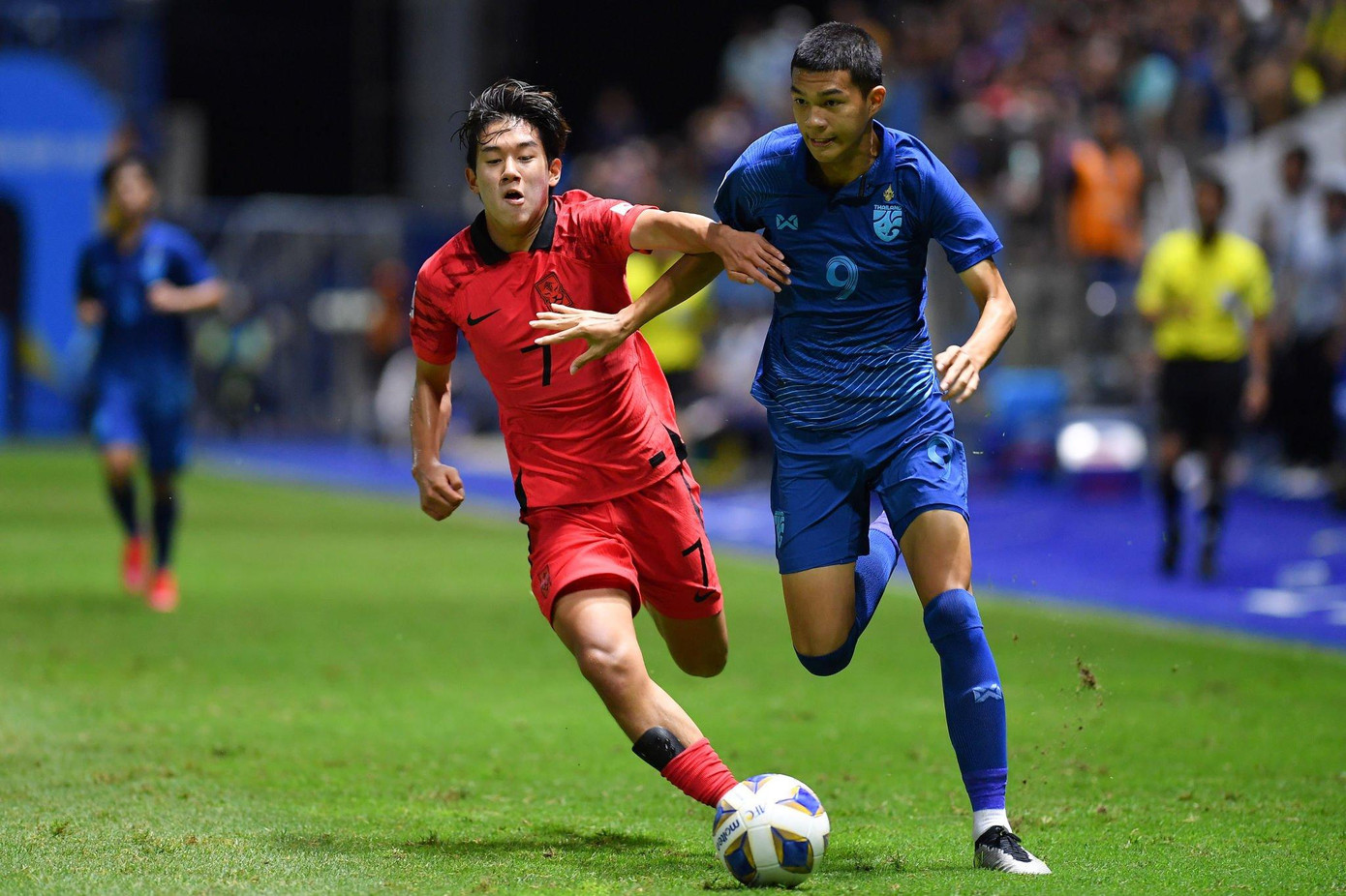 U17 Thái Lan rất nỗ lực nhưng không thay đổi được cục diện trận đấu U17 Thái Lan rất nỗ lực nhưng không thay đổi được cục diện trận đấu