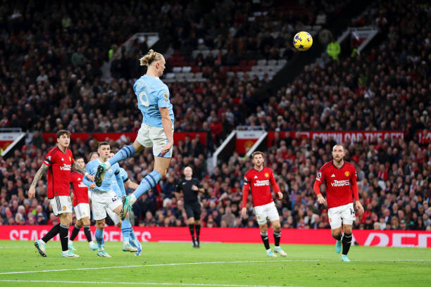 MU thảm bại trận derby ảnh 24