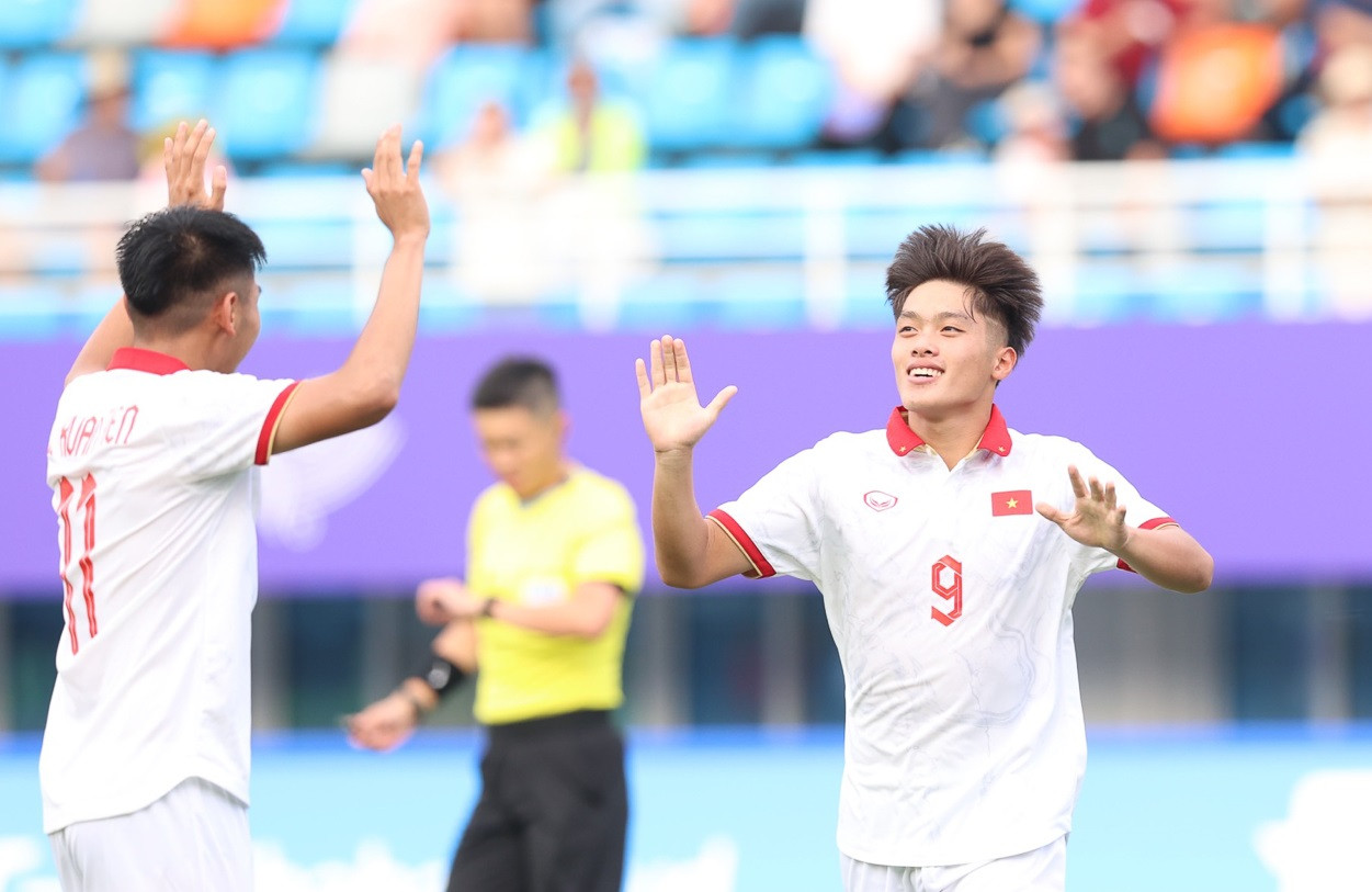 Olympic Việt Nam cần cải thiện phong độ nếu muốn gây bất ngờ trước Iran. Ảnh: VFF