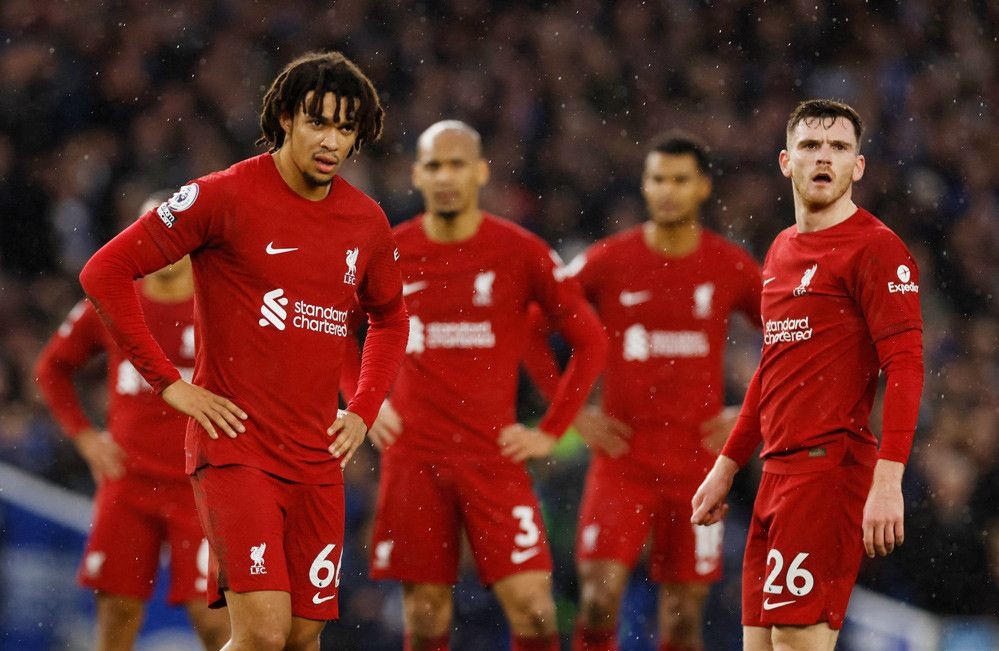 Liverpool khủng hoảng không có điểm dừng