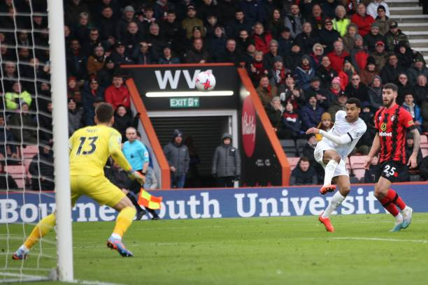 Salah đá hỏng 11m, Liverpool thua sốc Bournemouth ngay sau đại thắng MU ảnh 17 Salah đá hỏng 11m, Liverpool thua sốc Bournemouth ngay sau đại thắng MU ảnh 17