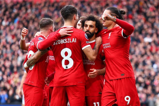 Cú đúp của Salah mang lại chiến thắng cho Liverpool trong đại chiến vùng Merseyside ảnh 19 Cú đúp của Salah mang lại chiến thắng cho Liverpool trong đại chiến vùng Merseyside ảnh 19