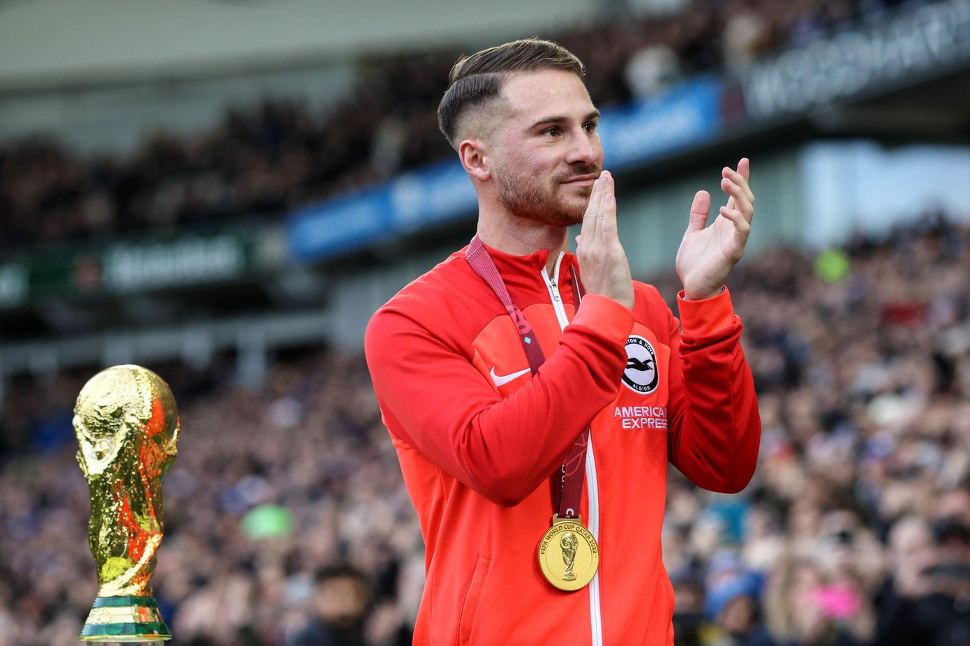 Mac Allister sắp chuyển đến Liverpool Mac Allister sắp chuyển đến Liverpool