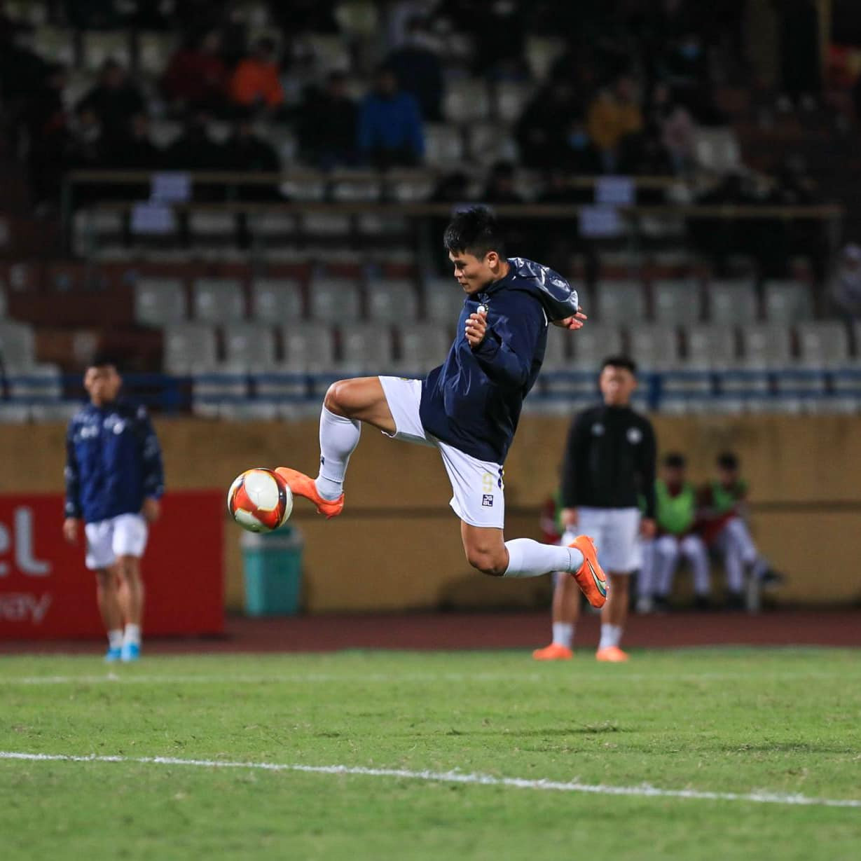 Đánh bại Thể Công Viettel, Hà Nội trở lại cuộc đua vô địch ảnh 4 Đánh bại Thể Công Viettel, Hà Nội trở lại cuộc đua vô địch ảnh 4