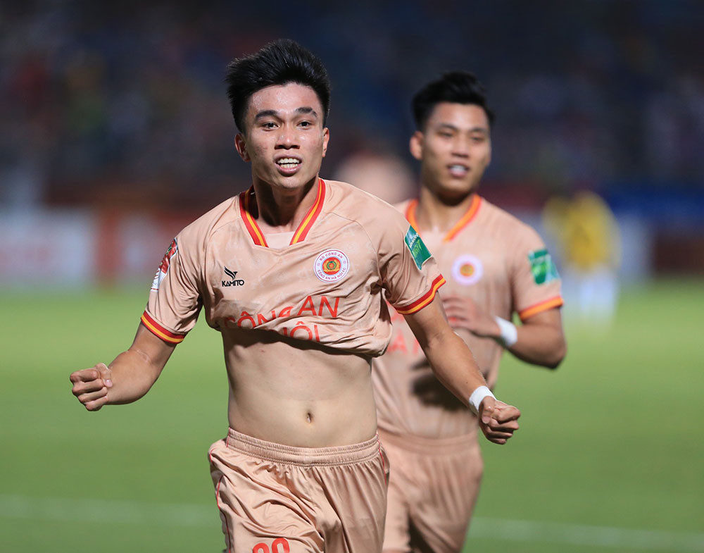 CAHN hứa hẹn tiếp đà chiến thắng