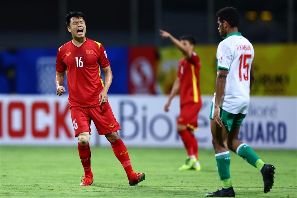 Nguyễn Thành Chung bỏ lỡ Asian Cup 2023 Nguyễn Thành Chung bỏ lỡ Asian Cup 2023