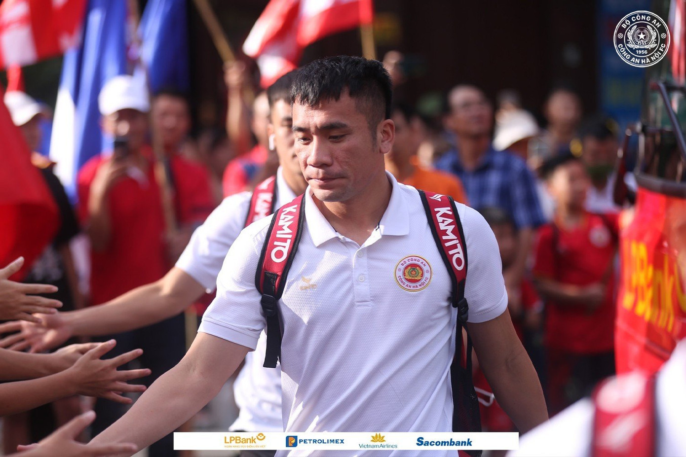 Thủng lưới 4 bàn, Thanh Hoá để CAHN bám sát ngôi đầu ảnh 3